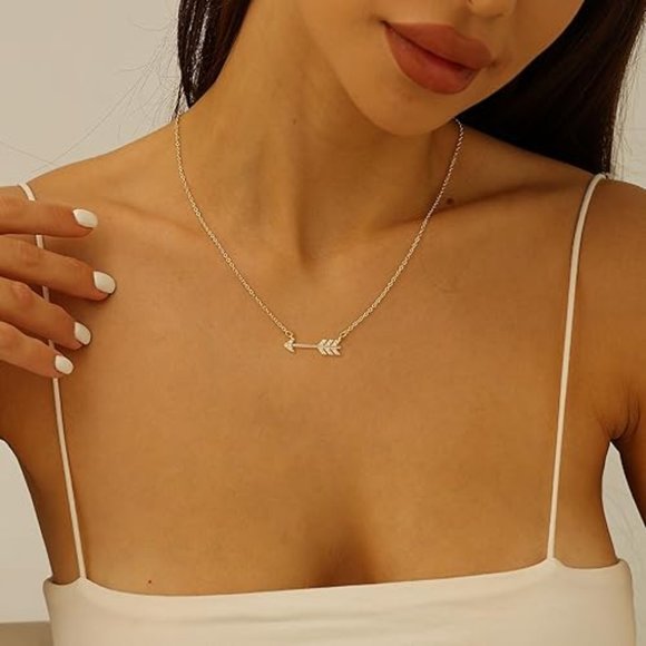 Neiman Marcus 14k Gold Plated Arrow Necklace - Picture 1 of 5